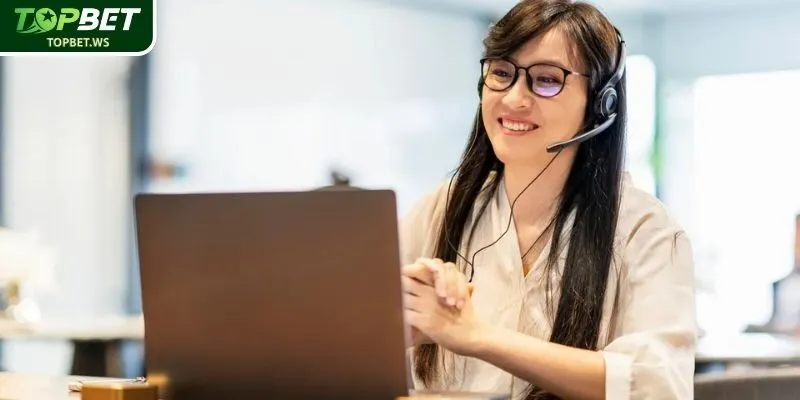 Quy trình CSKH Topbet tiếp nhận, xử lý yêu cầu